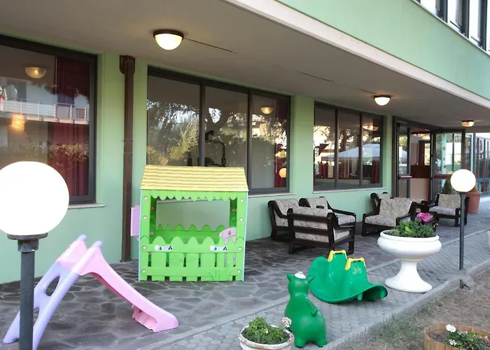 Rock 3* ليدو دي سافيو